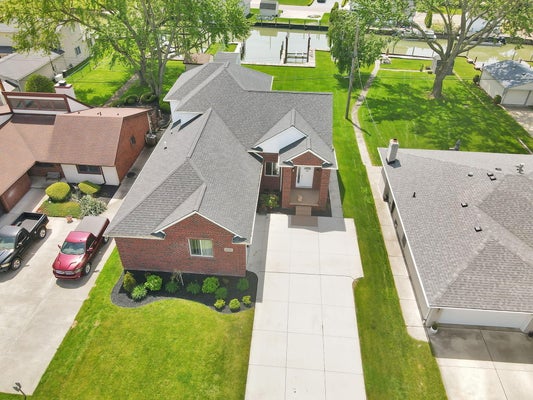 48484 JEFFERSON AVE, CHESTERFIELD, MI 48047 - Image a43d2724e417293d57cbb02e09fc7e92/2677240017