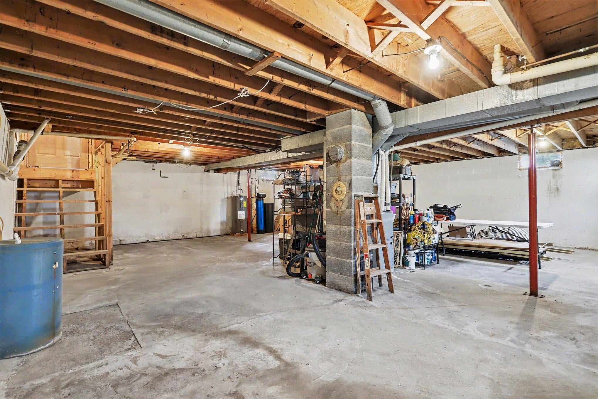 Listing 13