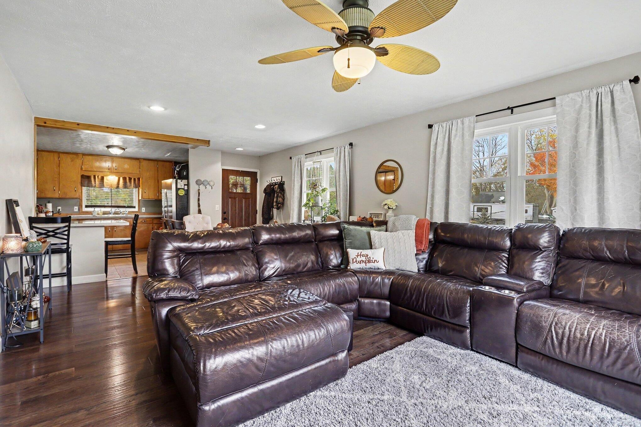 Listing 13