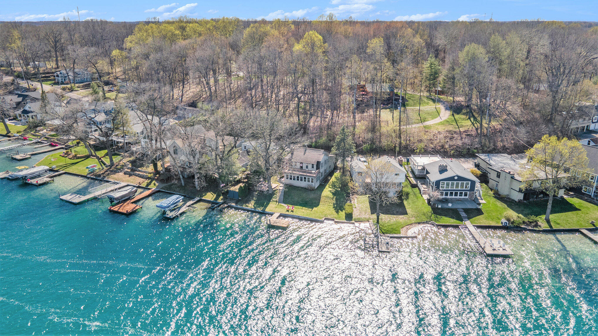 Richland, Michigan 49083, United States, 4 Bedrooms Bedrooms, ,2 BathroomsBathrooms,Residential,Pending,109647