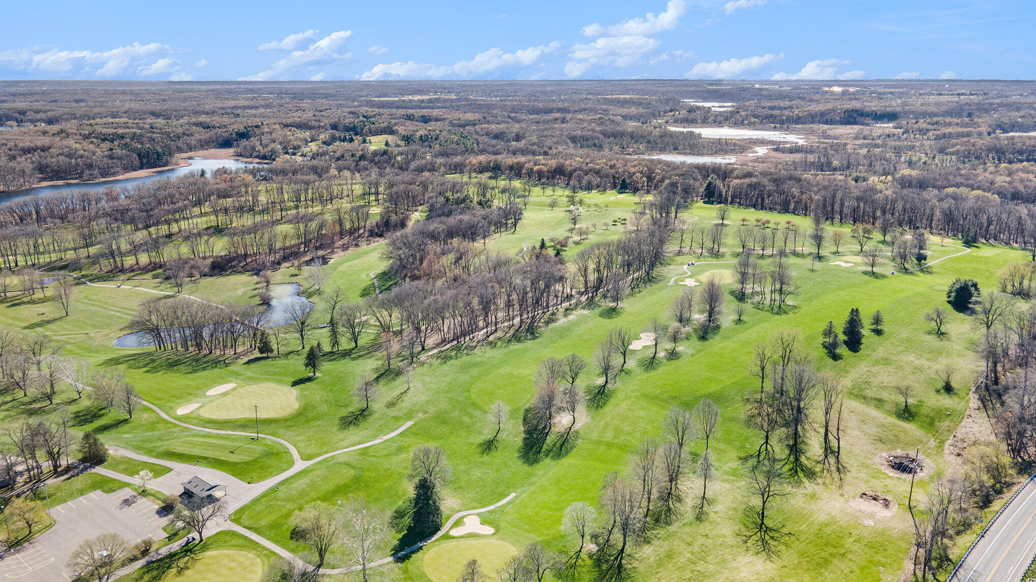 Richland, Michigan 49083, United States, 4 Bedrooms Bedrooms, ,2 BathroomsBathrooms,Residential,Pending,109647