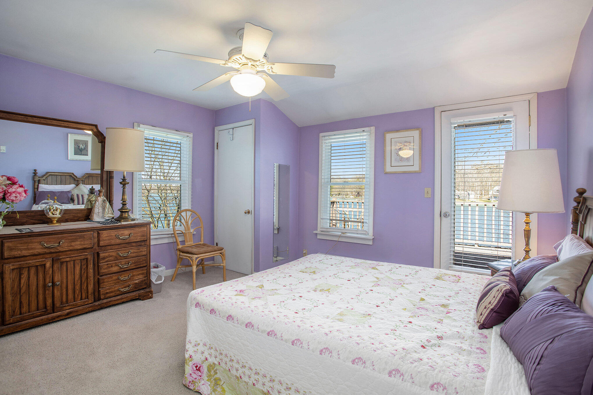 Richland, Michigan 49083, United States, 4 Bedrooms Bedrooms, ,2 BathroomsBathrooms,Residential,Pending,109647