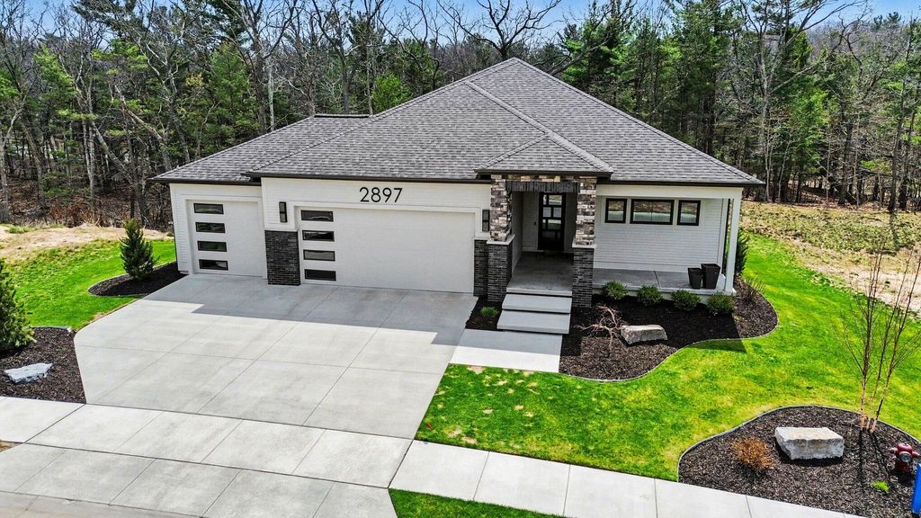 Photo of 2897 Duneside Trail, Muskegon, MI 49441 (MLS # 26017202)