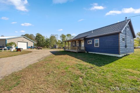 Photo of 881 Brent Drive, Sherwood, MI 49089 (MLS # 25051285)