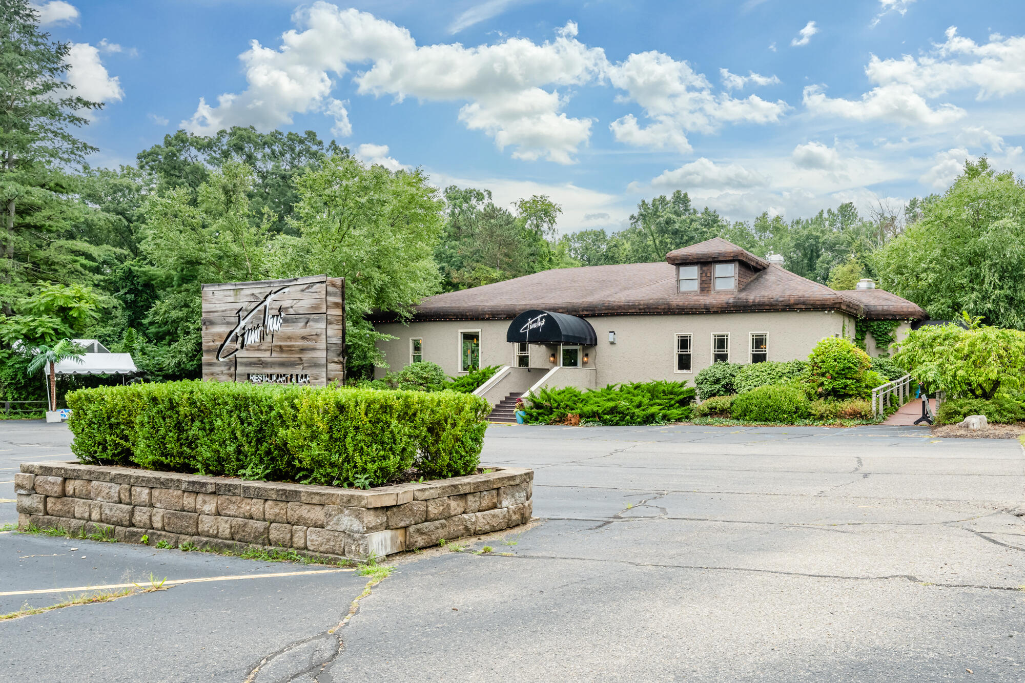 16409 Red Arrow Highway