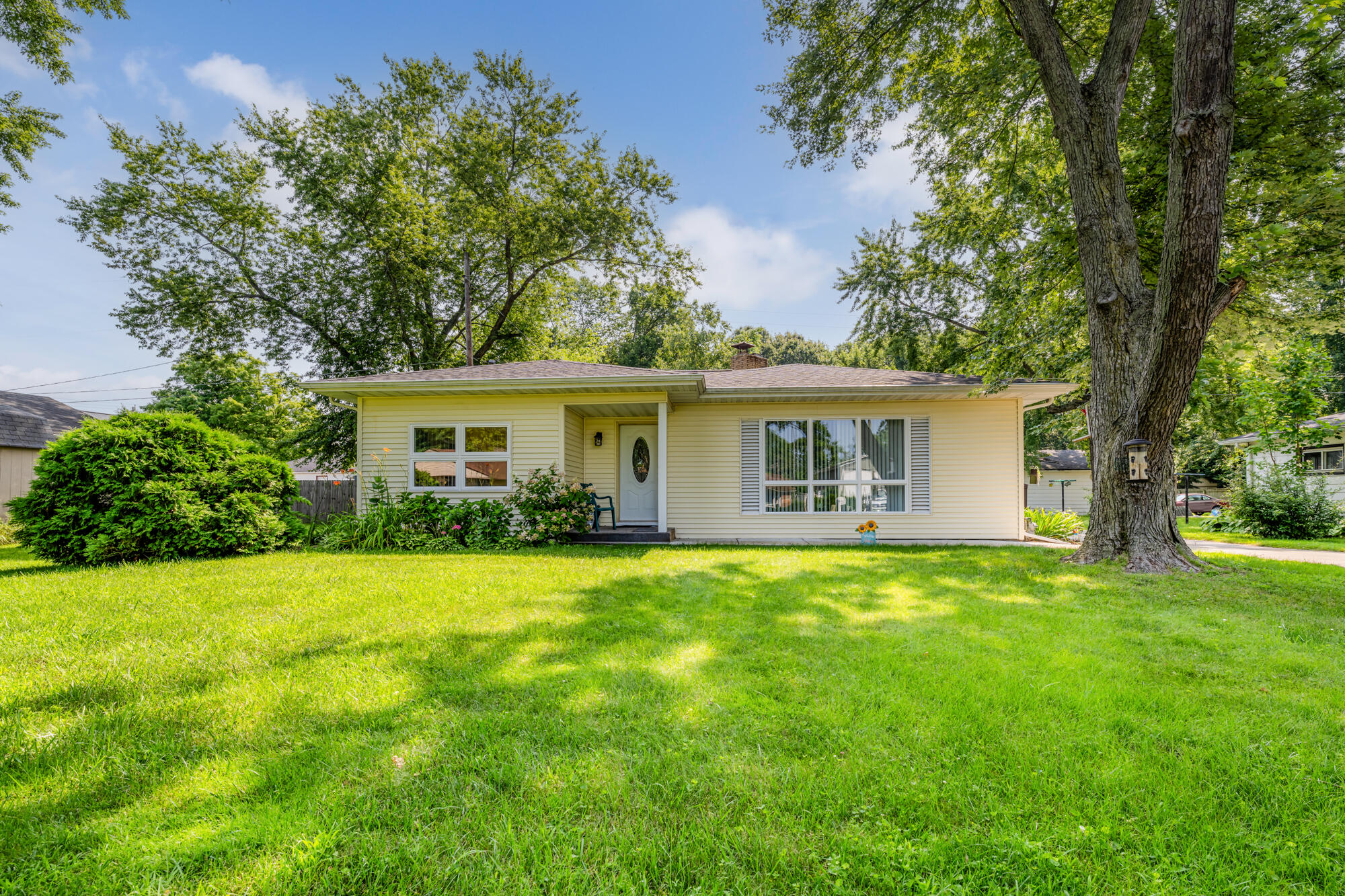 View Benton Harbor, MI 49022 house