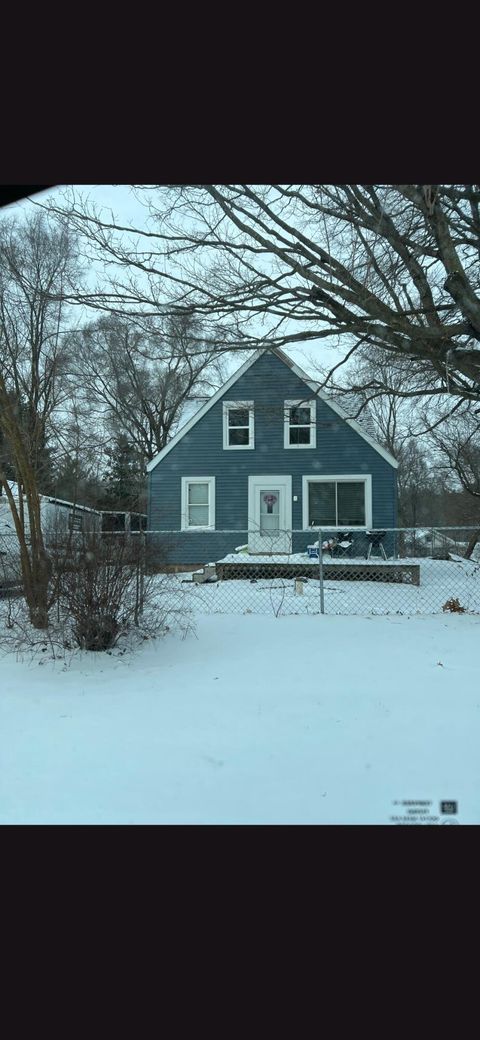 Photo of 329 Cohasset Avenue, Battle Creek, MI 49014 (MLS # 26002319)
