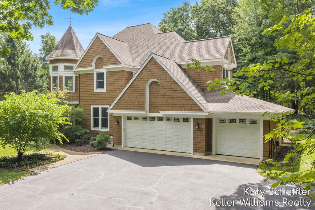 Photo of 6157 Egypt Forest Road NE, Rockford, MI 49341 (MLS # 26041460)