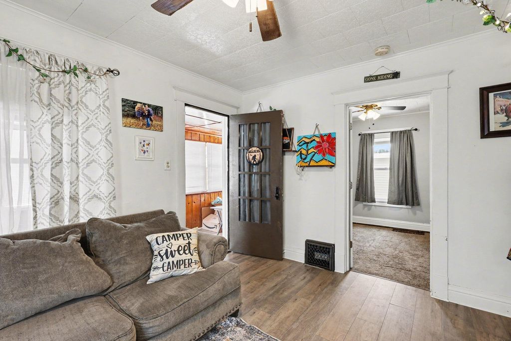 Photo of 889 Fleming Avenue, Muskegon, MI 49442 (MLS # 26005266)