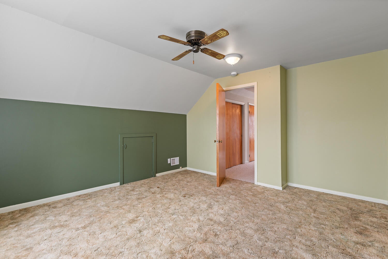 Listing 11