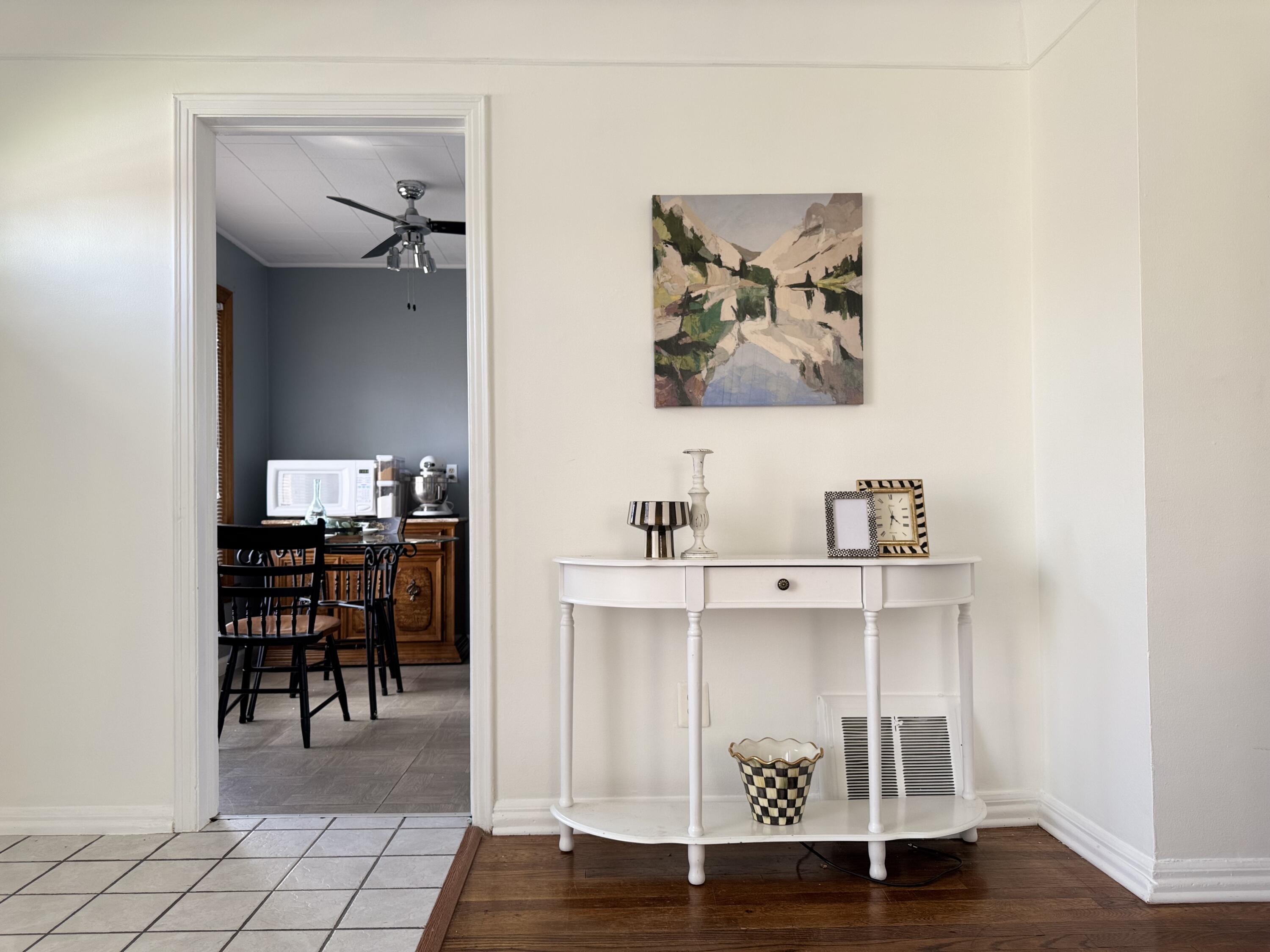 415 N Stephenson Highway