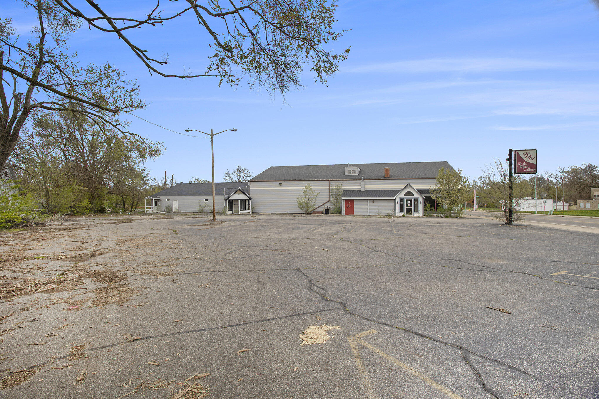 Battle Creek, Michigan 49015, United States, ,4 BathroomsBathrooms,Commercial,Active,110371