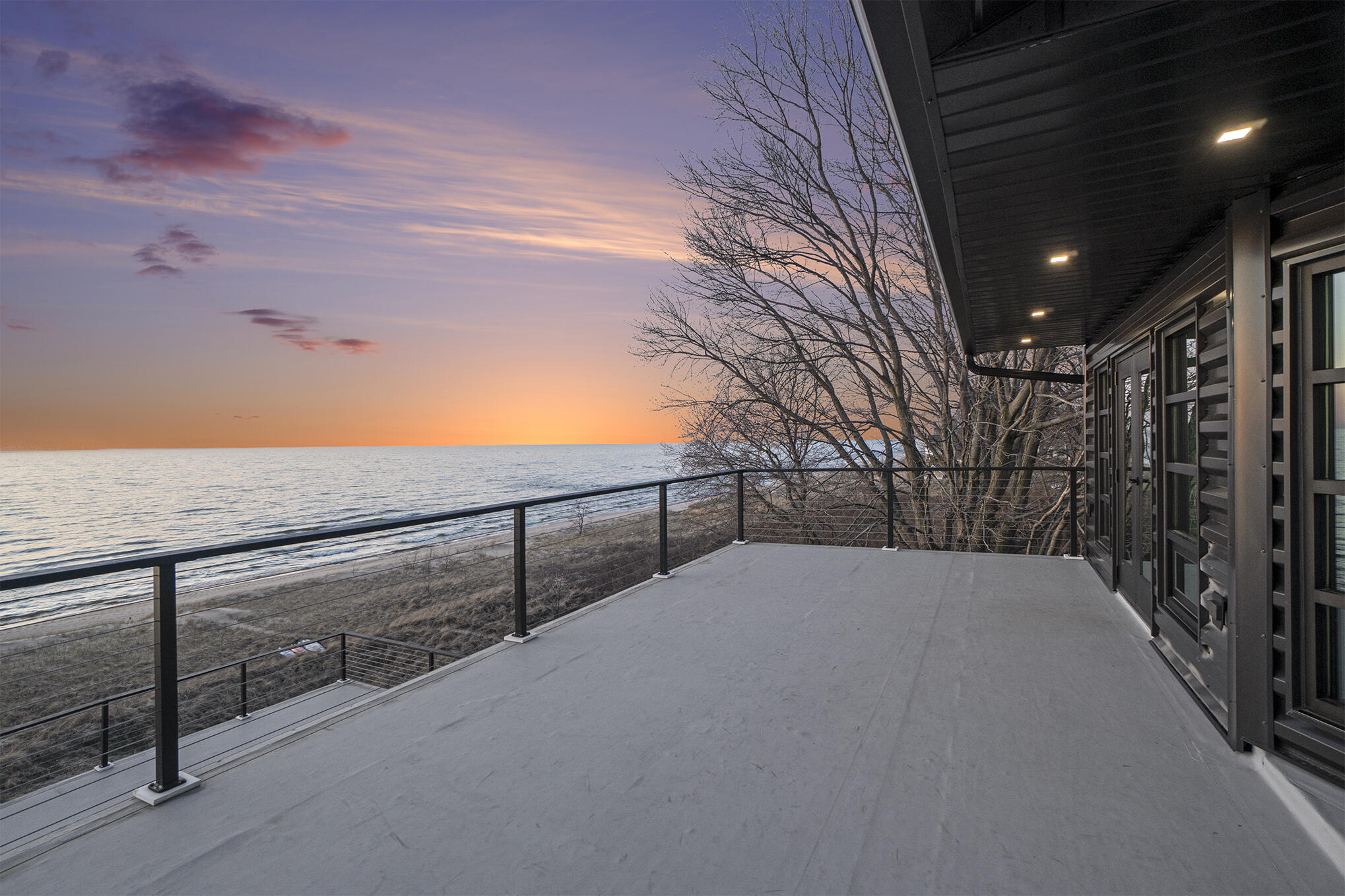 South Haven, Michigan 49090, United States, 5 Bedrooms Bedrooms, ,7 BathroomsBathrooms,Residential,Active,27193