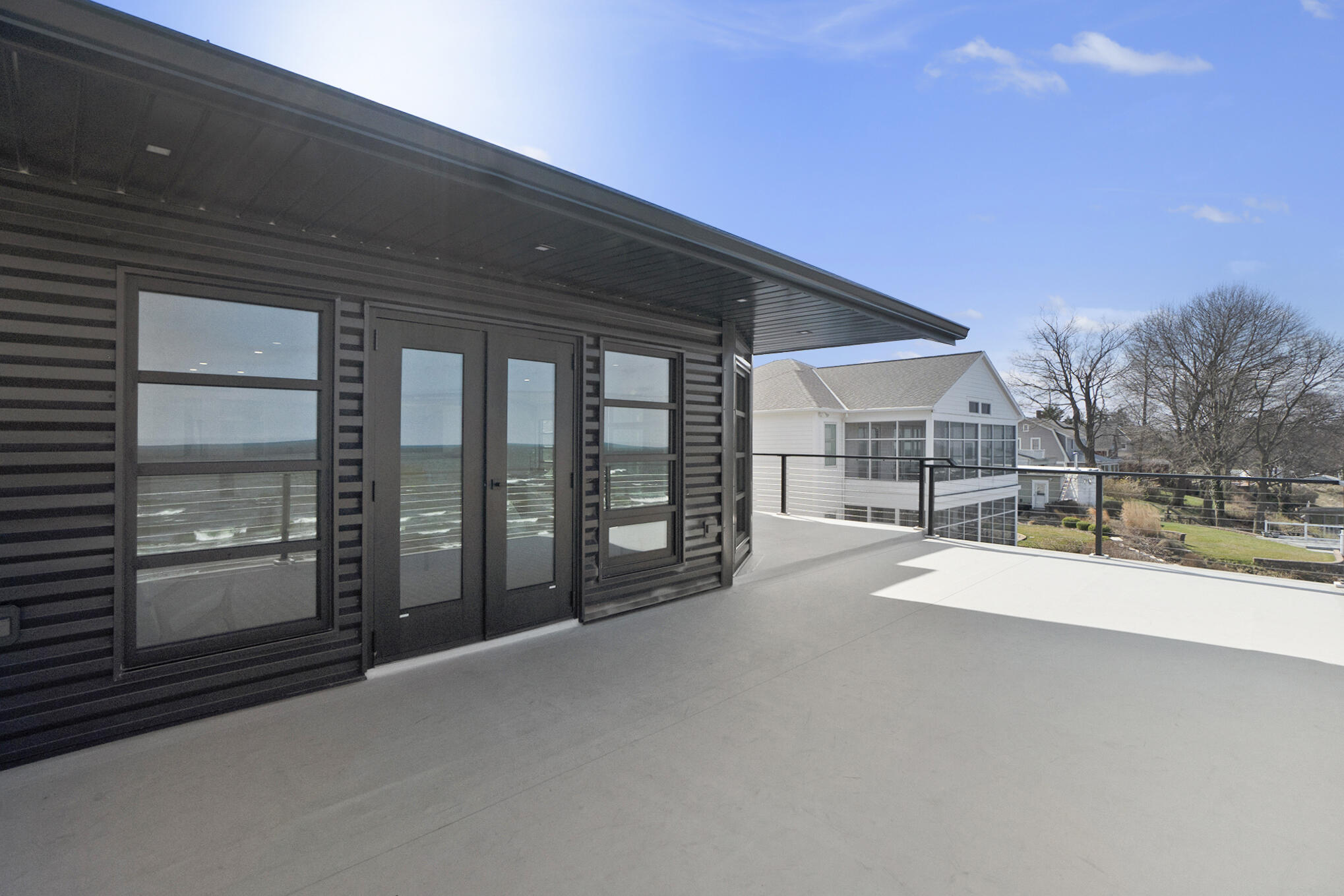 South Haven, Michigan 49090, United States, 5 Bedrooms Bedrooms, ,7 BathroomsBathrooms,Residential,Active,27193