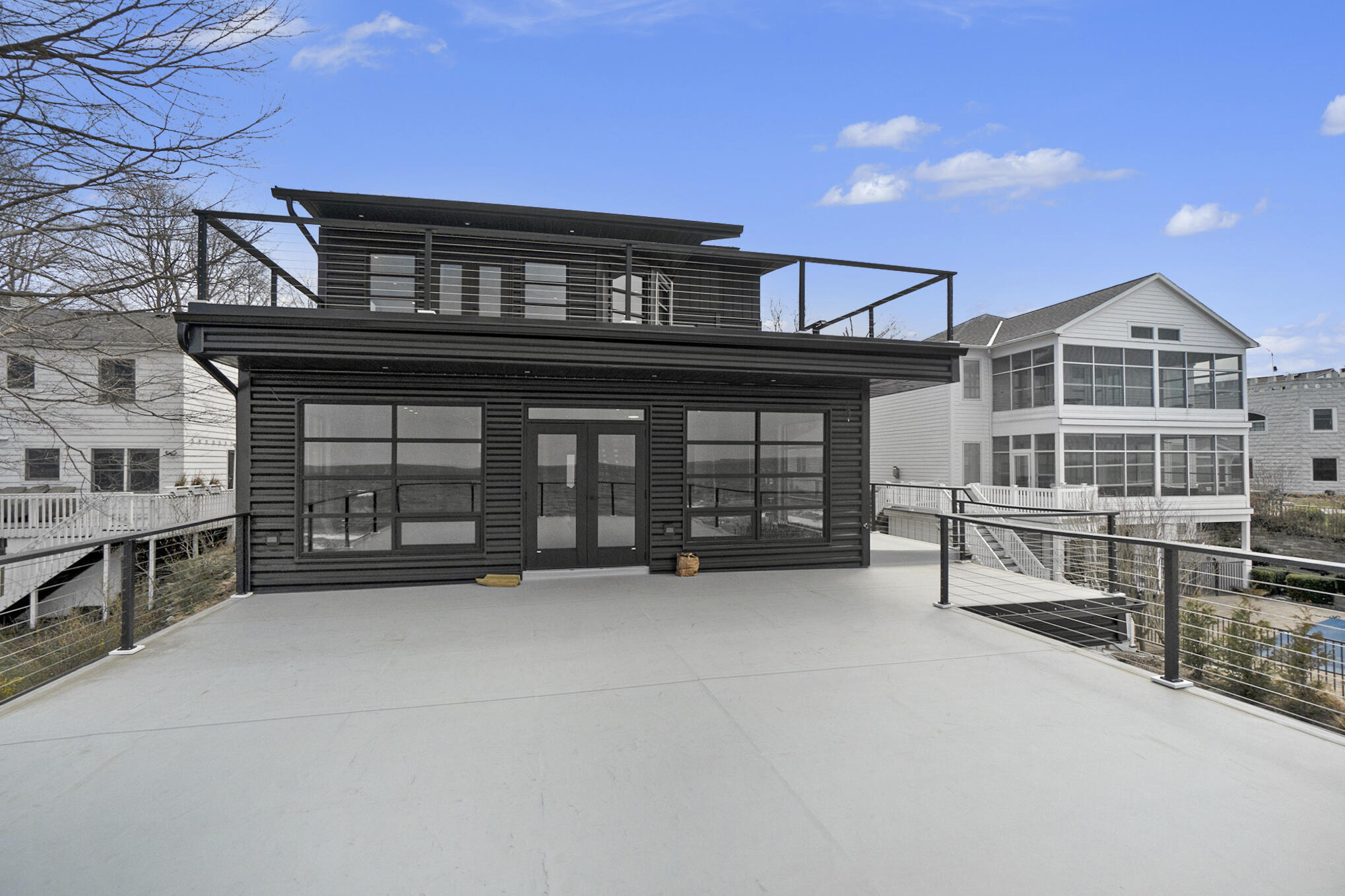 South Haven, Michigan 49090, United States, 5 Bedrooms Bedrooms, ,7 BathroomsBathrooms,Residential,Active,27193