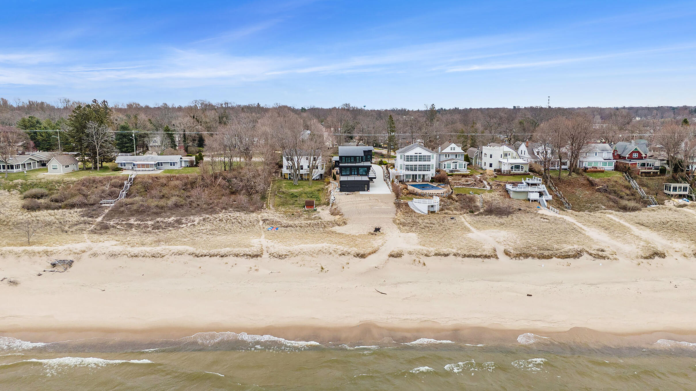 South Haven, Michigan 49090, United States, 5 Bedrooms Bedrooms, ,7 BathroomsBathrooms,Residential,Active,27193