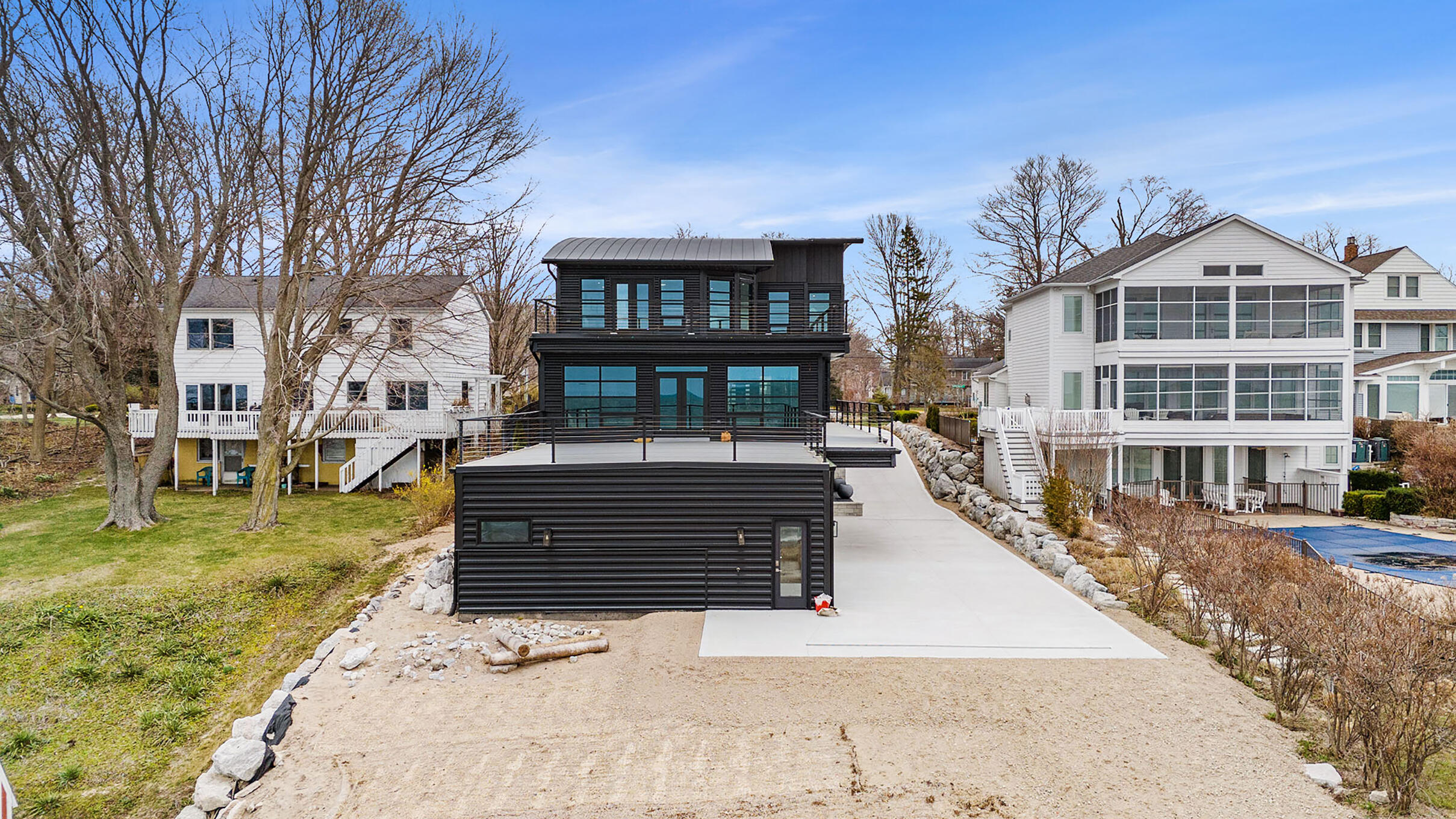 South Haven, Michigan 49090, United States, 5 Bedrooms Bedrooms, ,7 BathroomsBathrooms,Residential,Active,27193