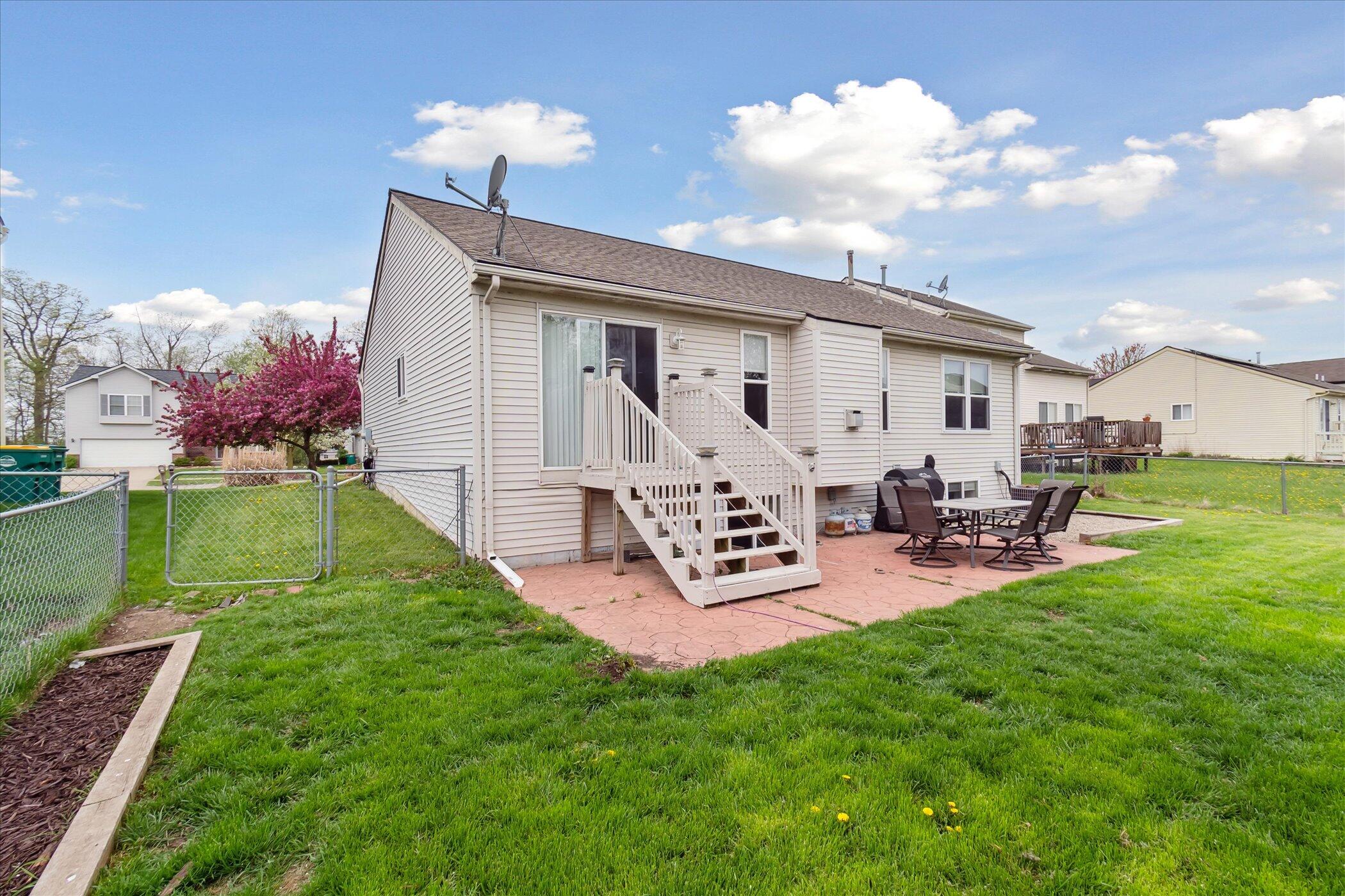 Ypsilanti, Michigan 48197, United States, 4 Bedrooms Bedrooms, ,3 BathroomsBathrooms,Residential,Pending,121230