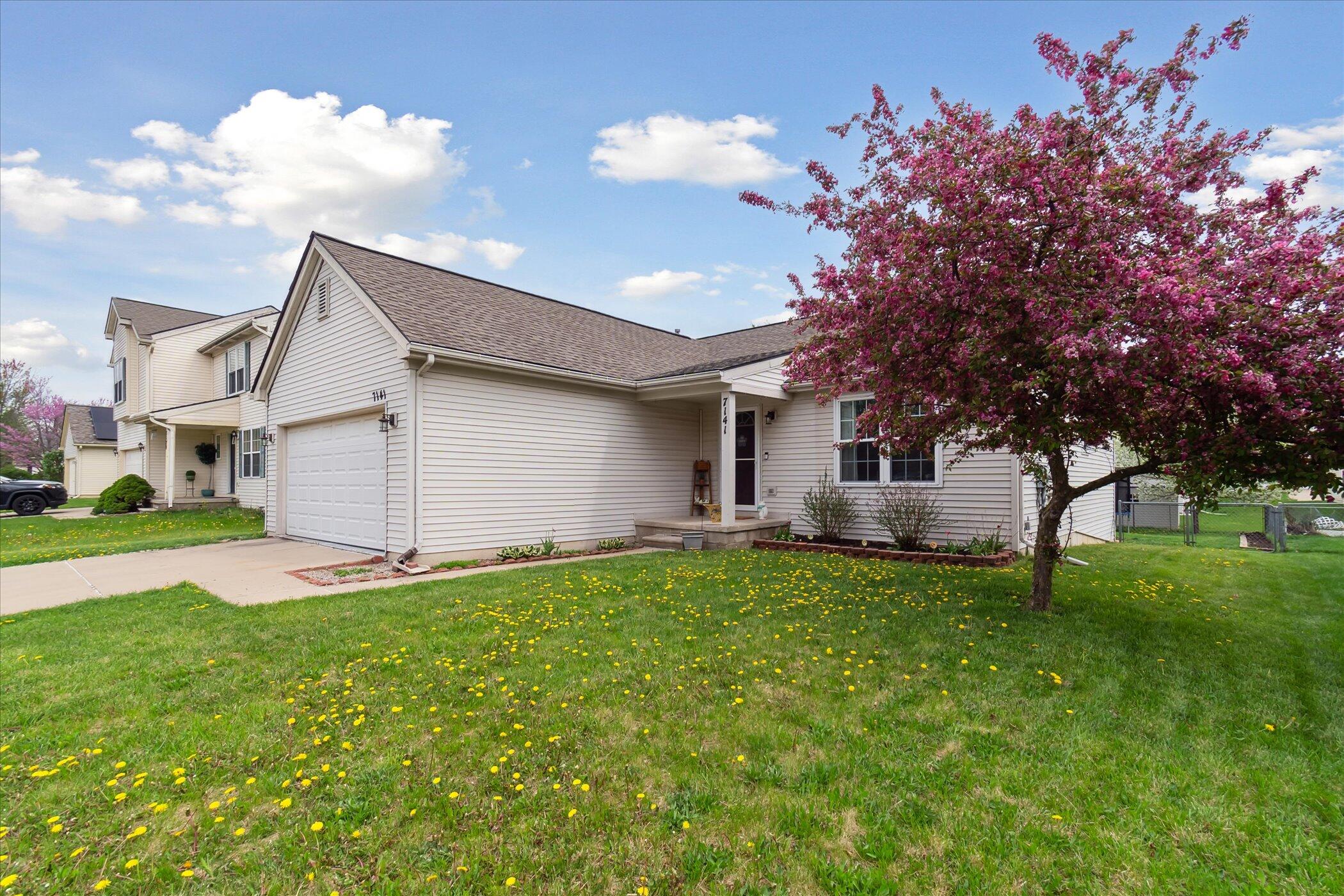 Ypsilanti, Michigan 48197, United States, 4 Bedrooms Bedrooms, ,3 BathroomsBathrooms,Residential,Pending,121230