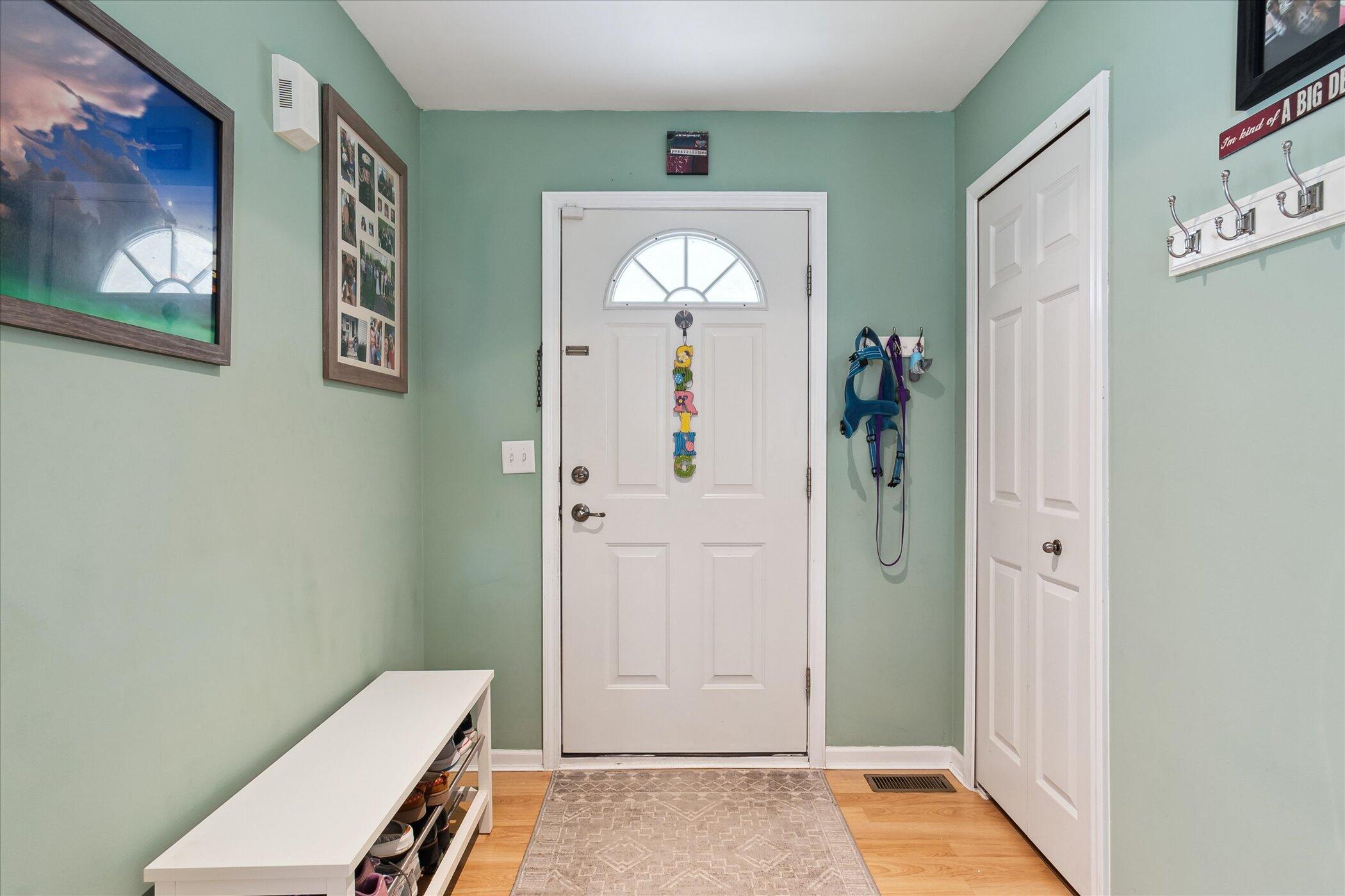 Ypsilanti, Michigan 48197, United States, 4 Bedrooms Bedrooms, ,3 BathroomsBathrooms,Residential,Pending,121230