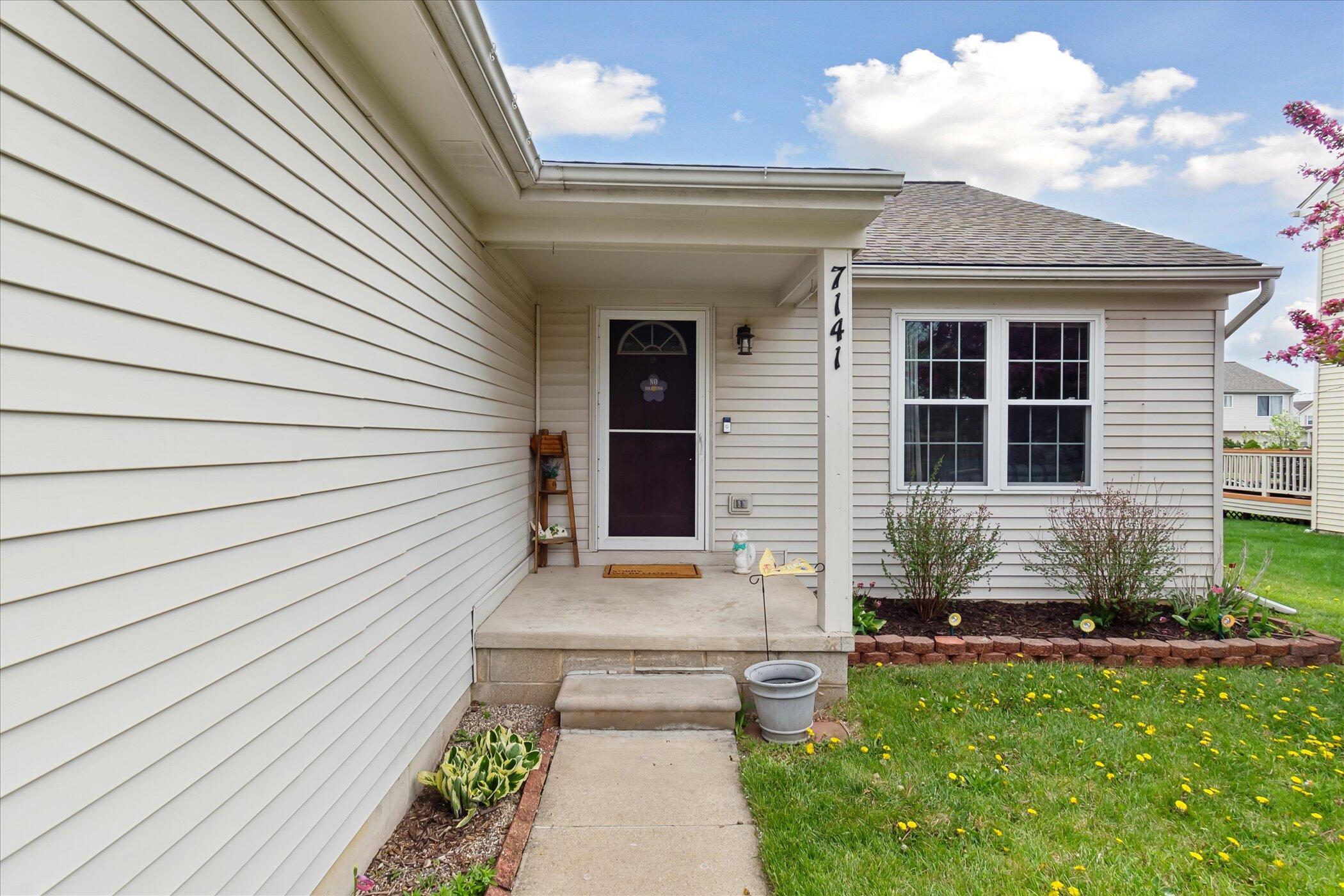 Ypsilanti, Michigan 48197, United States, 4 Bedrooms Bedrooms, ,3 BathroomsBathrooms,Residential,Pending,121230