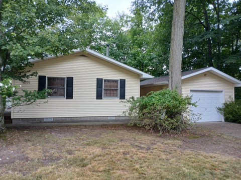 Photo of 4771 N Ariel Avenue, Ludington, MI 49431 (MLS # 26044958)