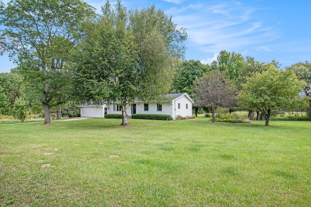 Photo of 10280 Tefft Avenue NE, Rockford, MI 49341 (MLS # 25045107)