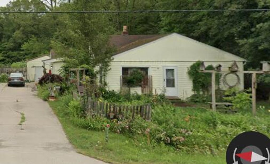 Photo of 1246 S Mill Iron Road, Muskegon, MI 49442 (MLS # 26001887)