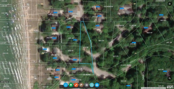 FOXHILL LN, HOLLAND, MI 49423 - Image a69aa5722aa1f27a8f55ecc3a34cd4de/2942653893