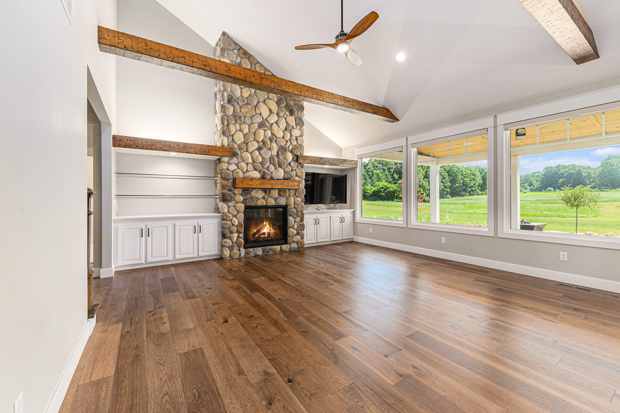 Kalamazoo, Michigan 49009, United States, 4 Bedrooms Bedrooms, ,3 BathroomsBathrooms,Residential,Active,162106