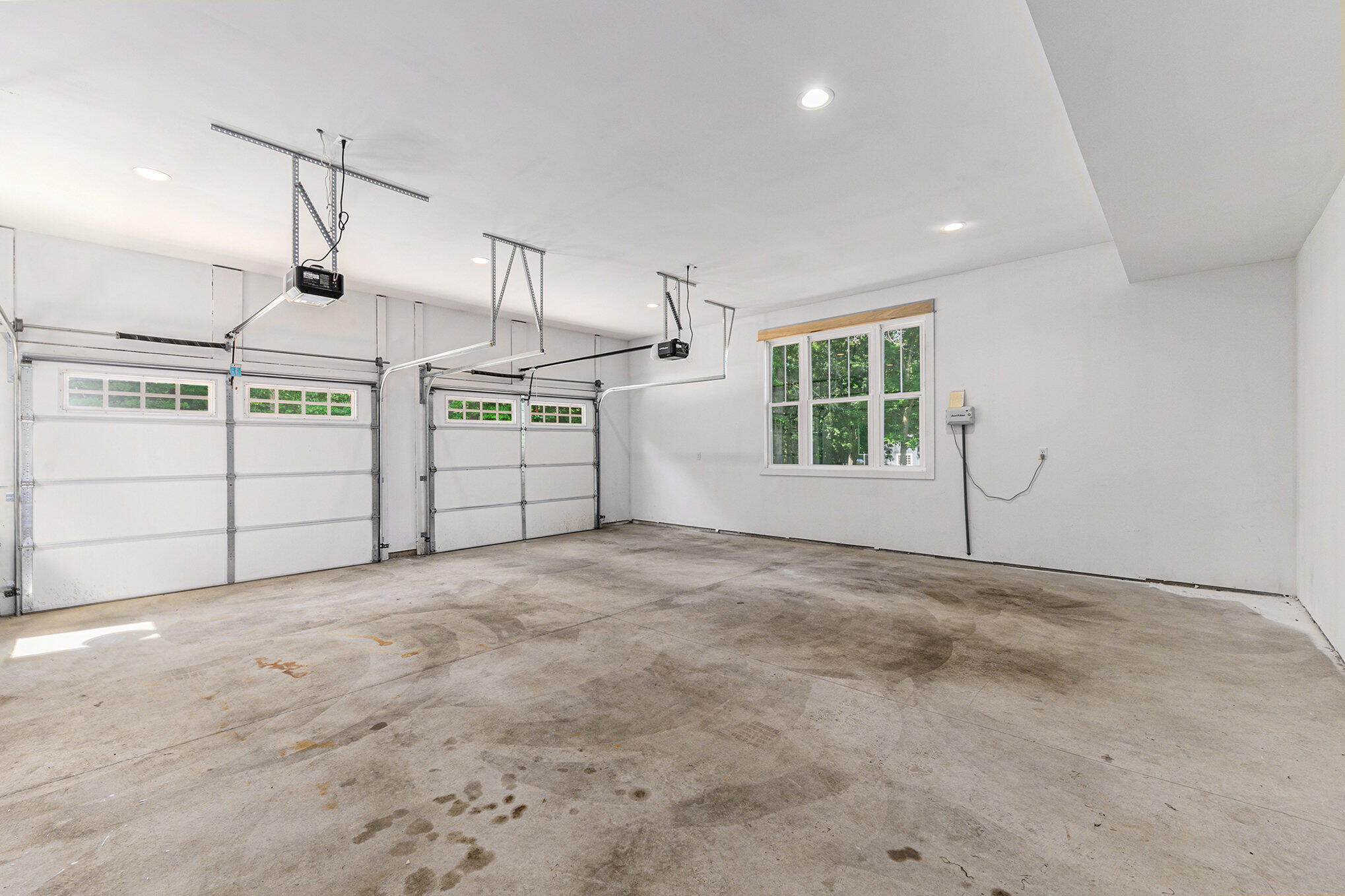 Kalamazoo, Michigan 49009, United States, 4 Bedrooms Bedrooms, ,3 BathroomsBathrooms,Residential,Active,162106