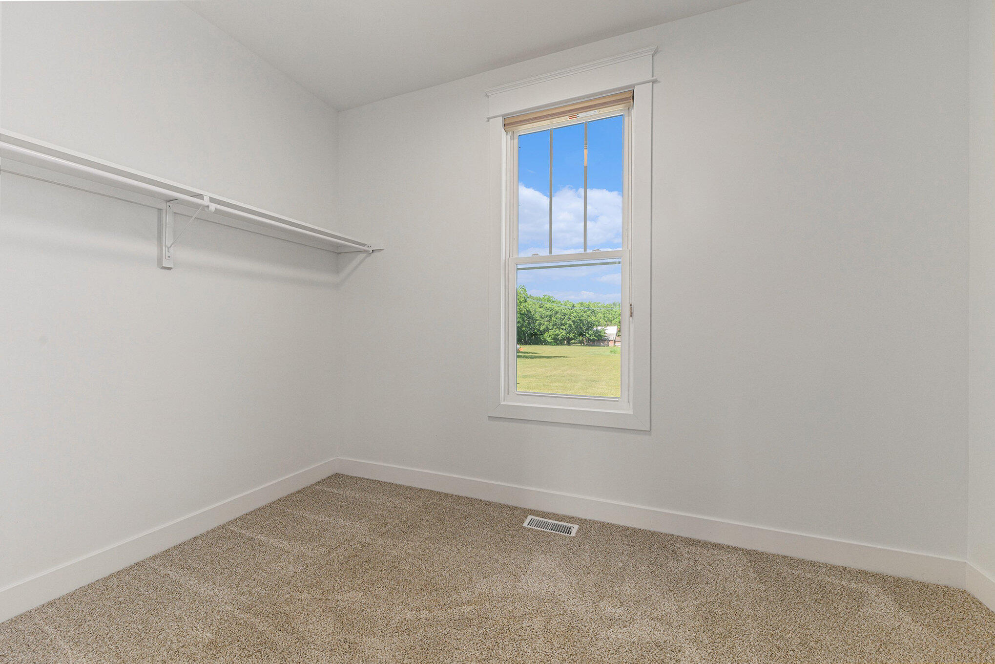 Kalamazoo, Michigan 49009, United States, 4 Bedrooms Bedrooms, ,3 BathroomsBathrooms,Residential,Active,162106