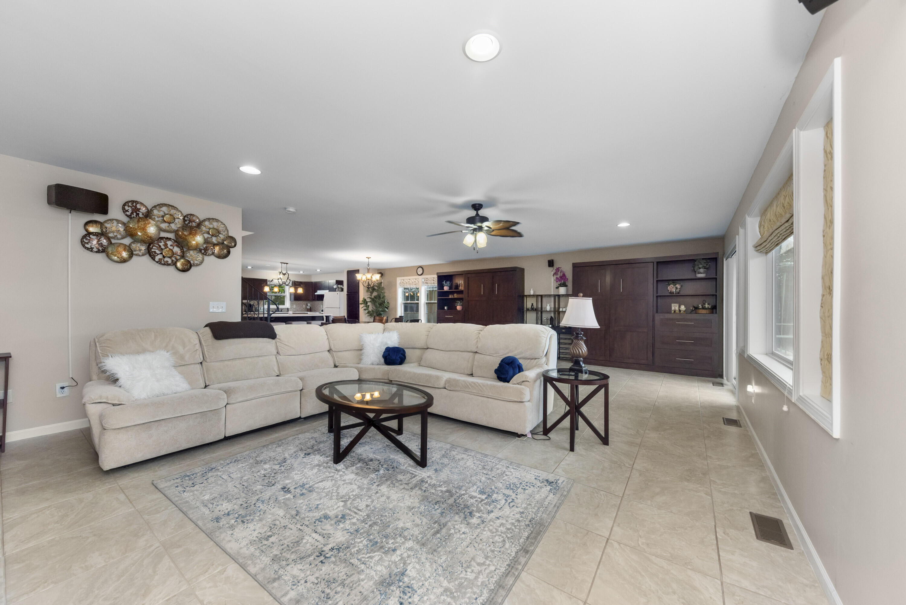 Howell, Michigan 48843, United States, 3 Bedrooms Bedrooms, ,3 BathroomsBathrooms,Residential,Active,184602