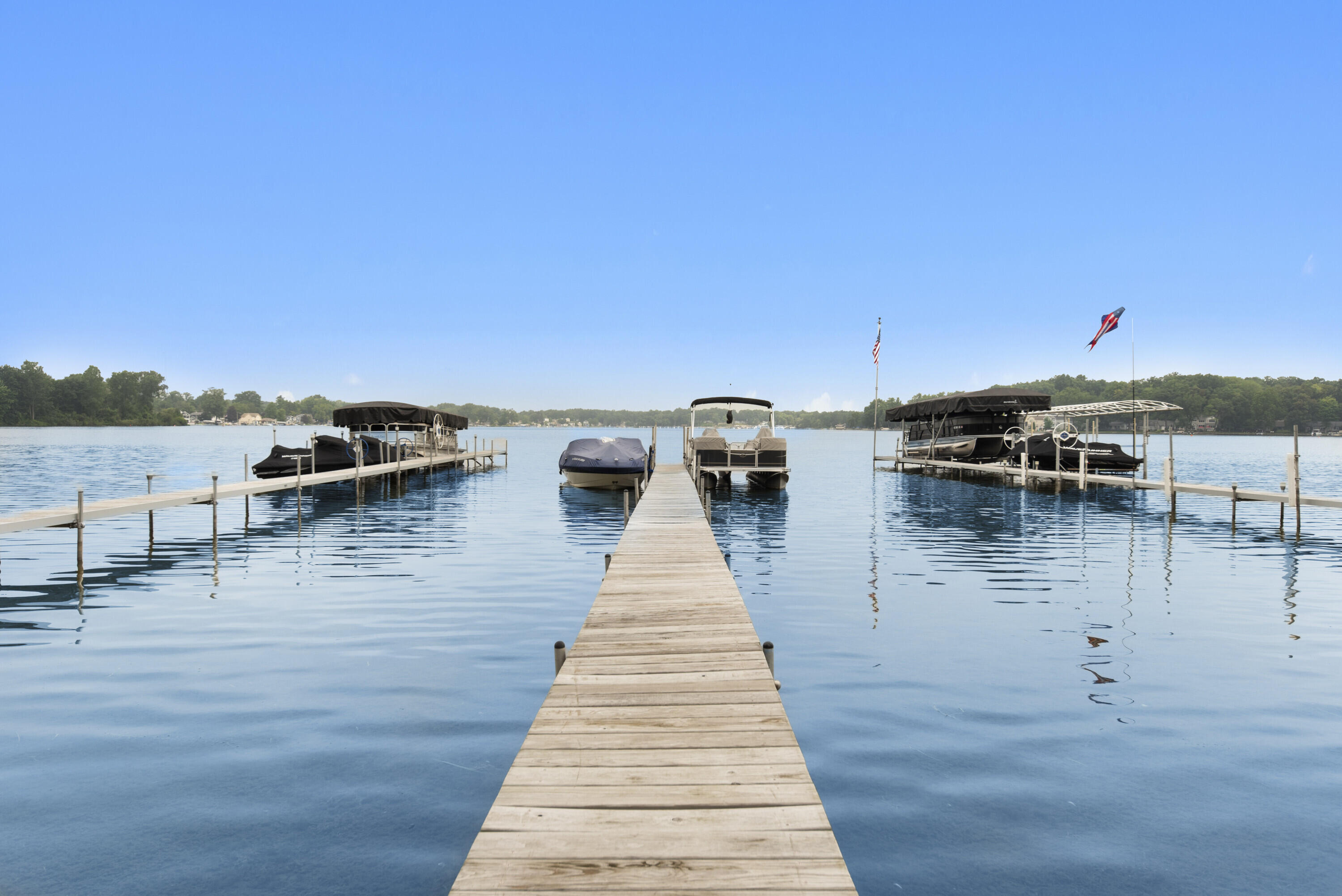 Howell, Michigan 48843, United States, 3 Bedrooms Bedrooms, ,3 BathroomsBathrooms,Residential,Active,184602