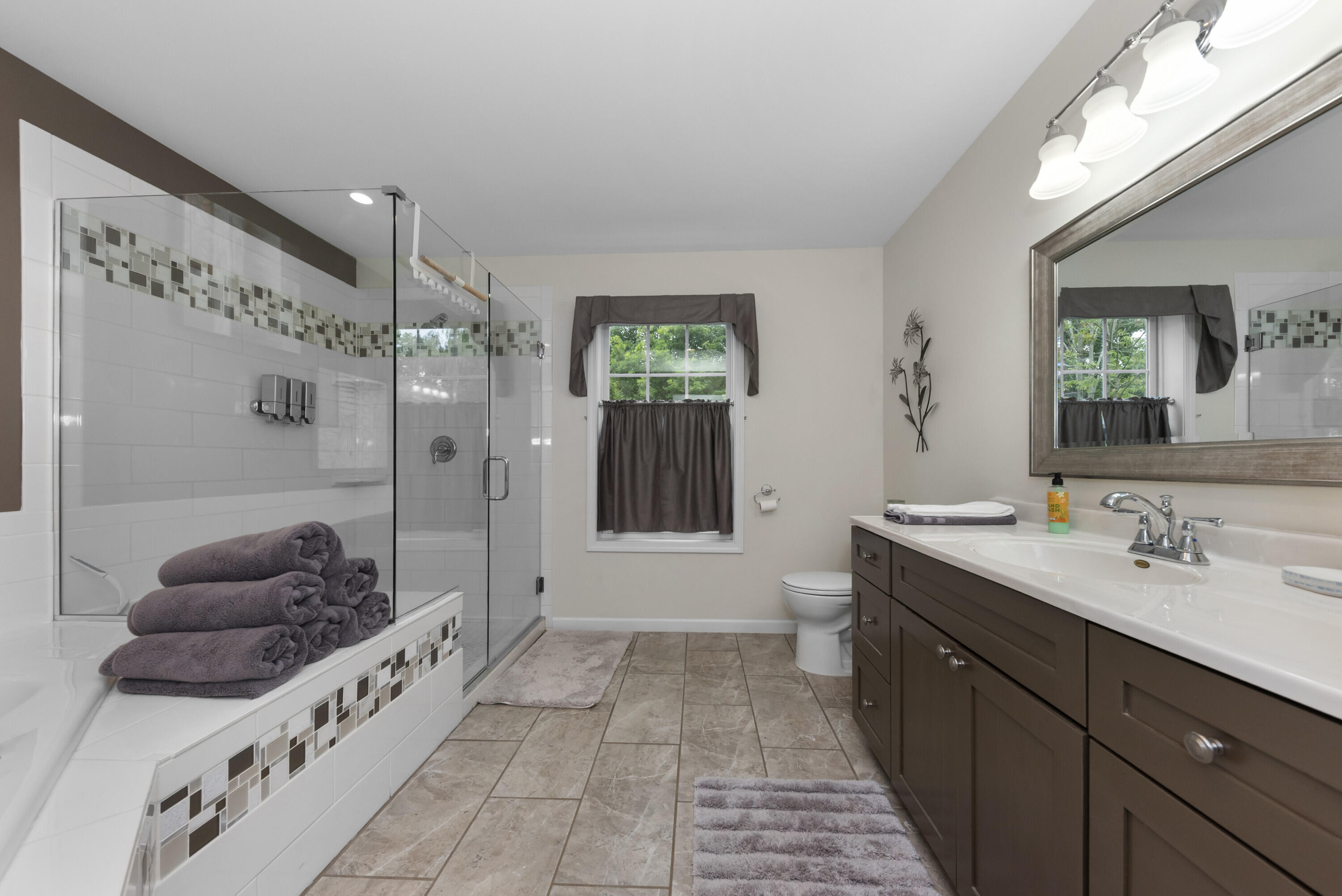 Howell, Michigan 48843, United States, 3 Bedrooms Bedrooms, ,3 BathroomsBathrooms,Residential,Active,184602