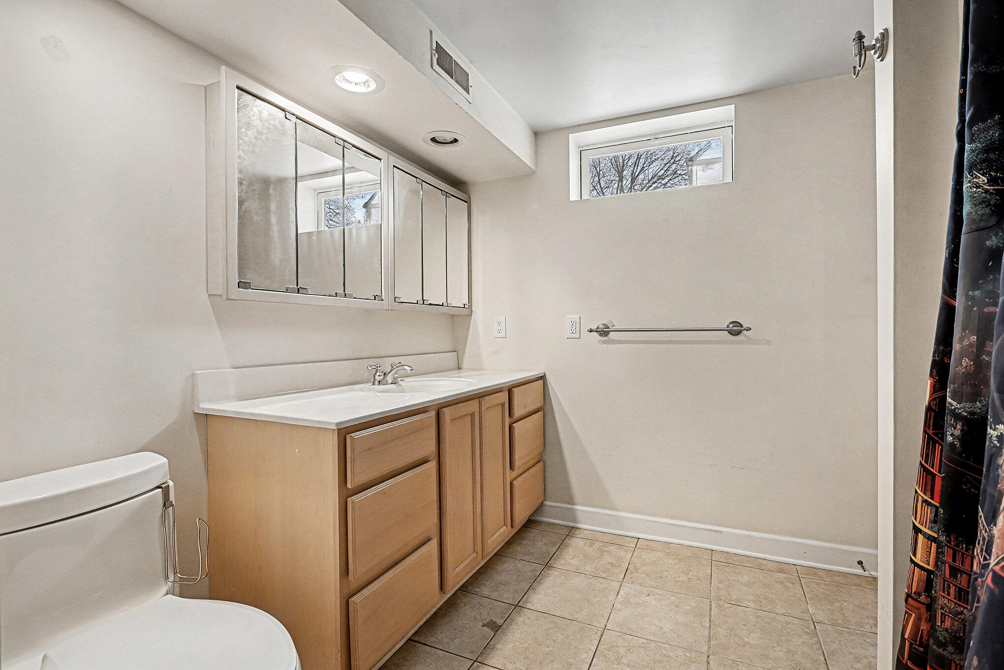 Battle Creek, Michigan 49015, United States, 4 Bedrooms Bedrooms, ,2 BathroomsBathrooms,Residential,Active,256963