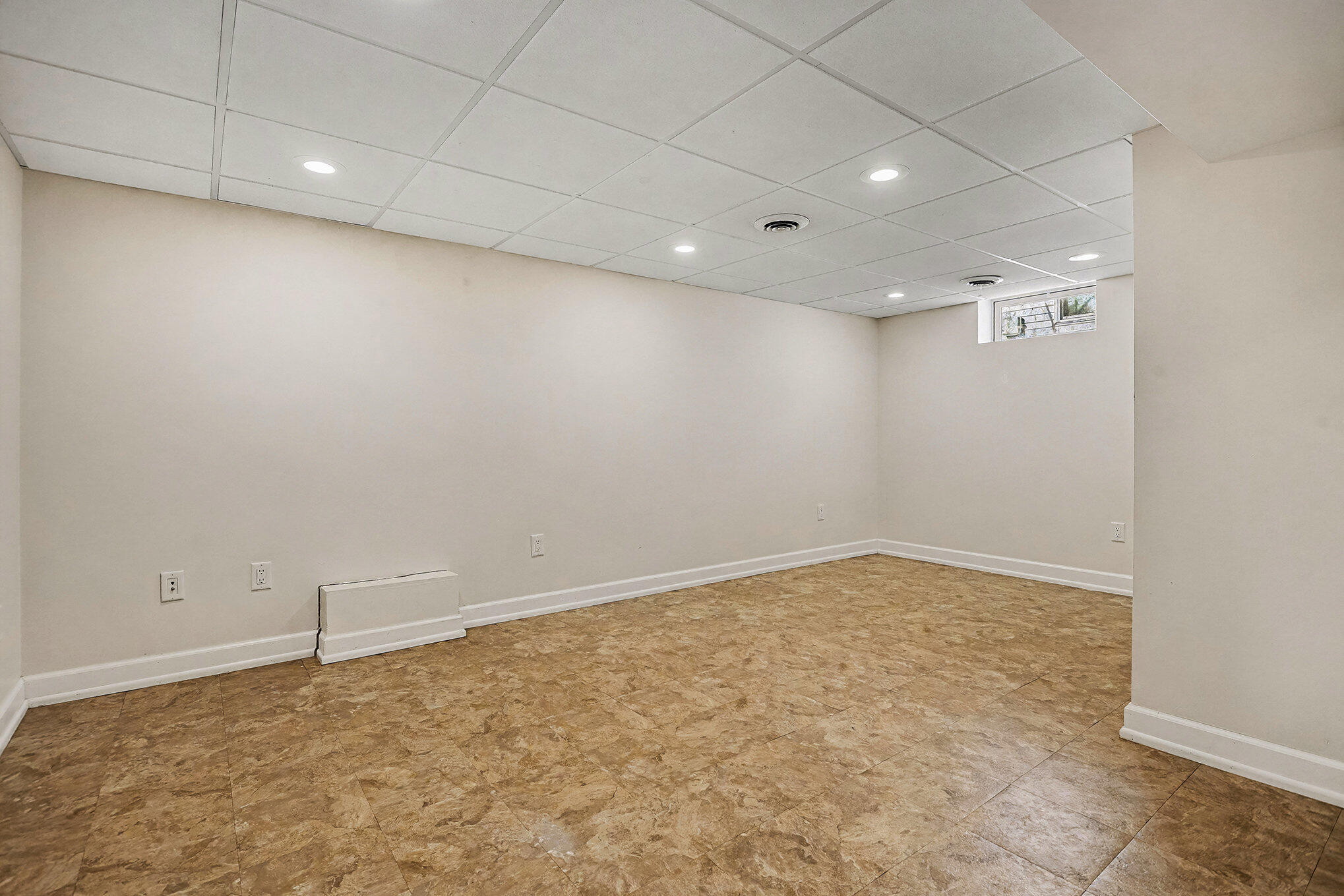 Battle Creek, Michigan 49015, United States, 4 Bedrooms Bedrooms, ,2 BathroomsBathrooms,Residential,Active,256963