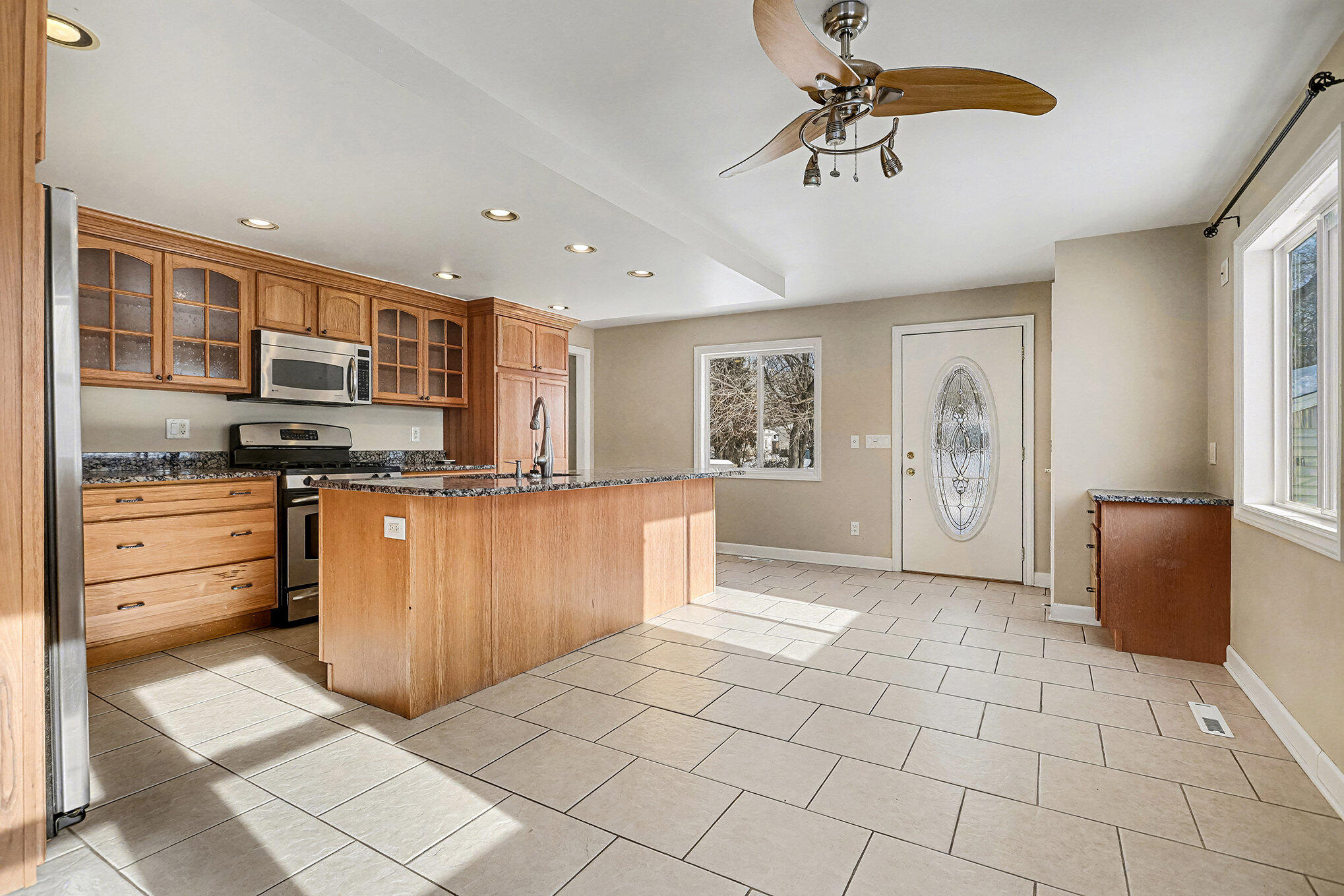 Battle Creek, Michigan 49015, United States, 4 Bedrooms Bedrooms, ,2 BathroomsBathrooms,Residential,Active,256963