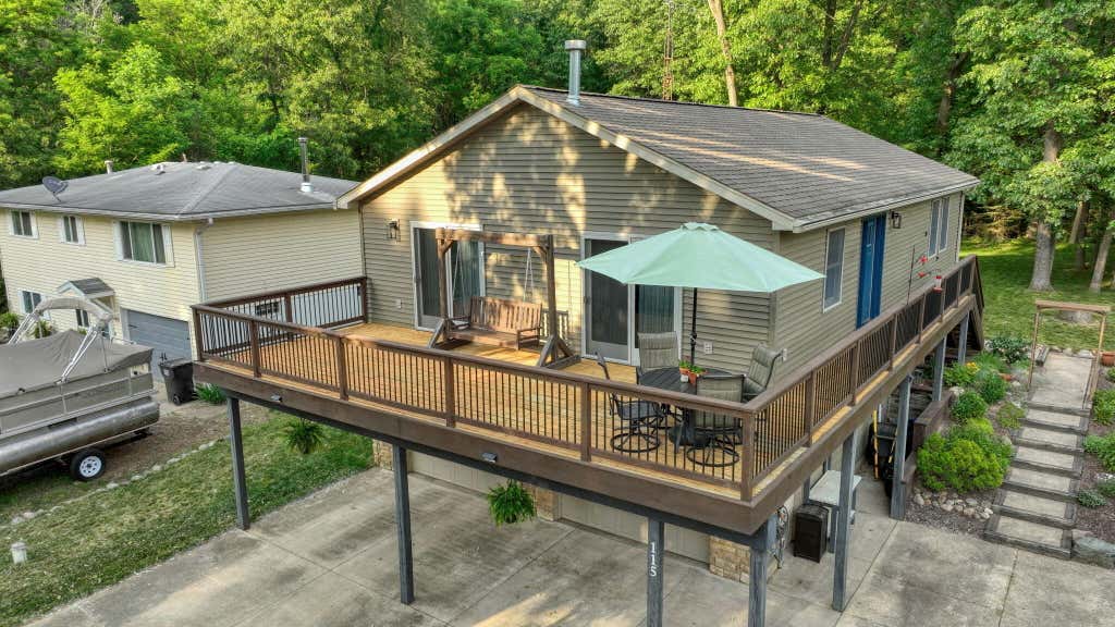 Photo of 115 Ambler Drive, Brooklyn, MI 49230 (MLS # 26028006)