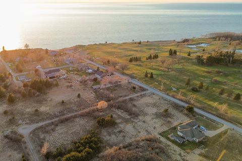 Photo of Lots W 12th Street, Manistee, MI 49660 (MLS # 26015192)