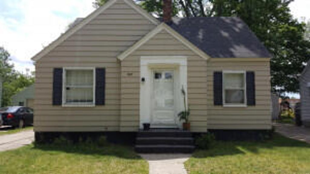 Photo of 987 Catherine Avenue, Muskegon, MI 49442 (MLS # 23001739)