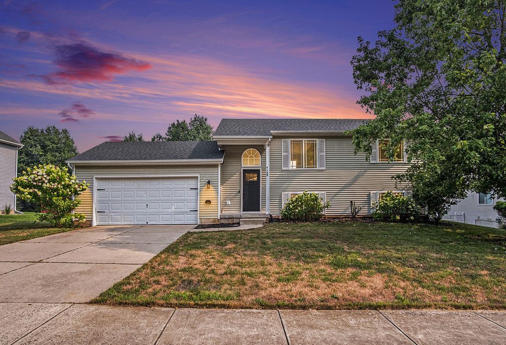 Photo of 4139 Whirlwind Drive NE, Rockford, MI 49341 (MLS # 25038508)