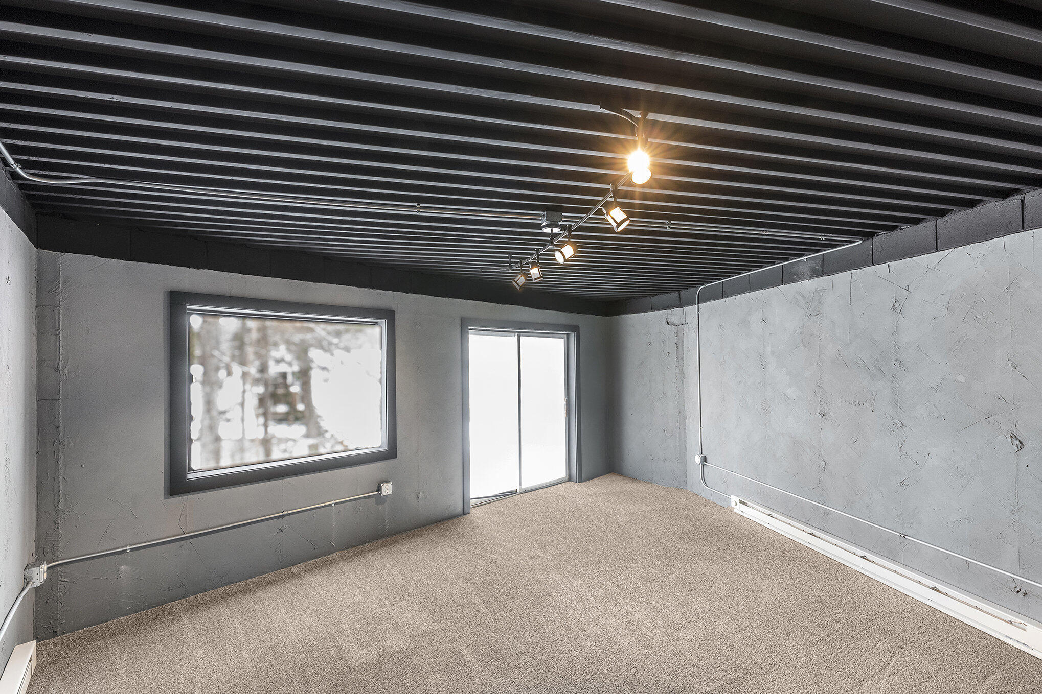 Battle Creek, Michigan 49017, United States, 2 Bedrooms Bedrooms, ,2 BathroomsBathrooms,Residential,Pending,18013