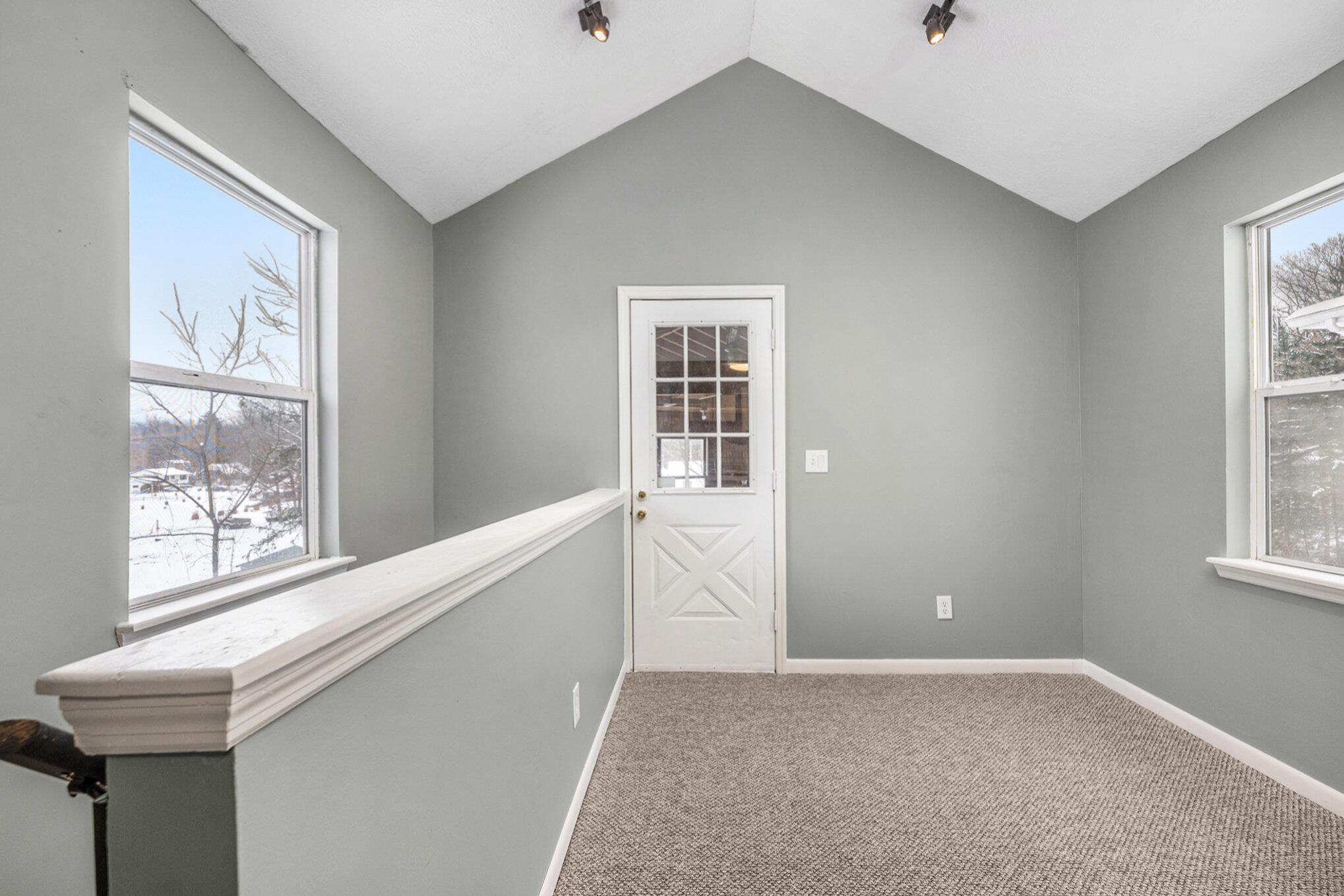 Battle Creek, Michigan 49017, United States, 2 Bedrooms Bedrooms, ,2 BathroomsBathrooms,Residential,Pending,18013