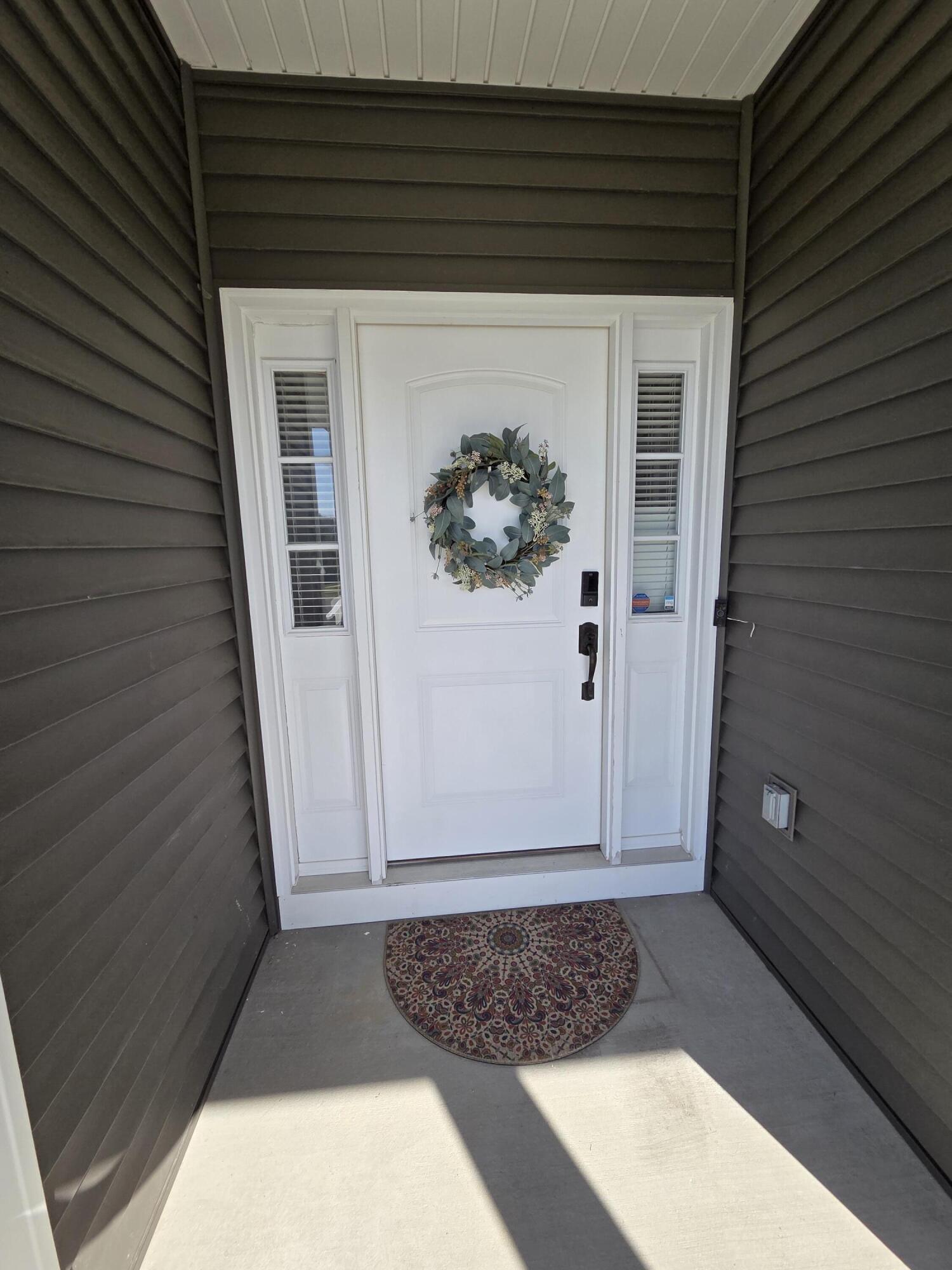 Kalamazoo, Michigan 49009, United States, 5 Bedrooms Bedrooms, ,4 BathroomsBathrooms,Residential,Pending,111228