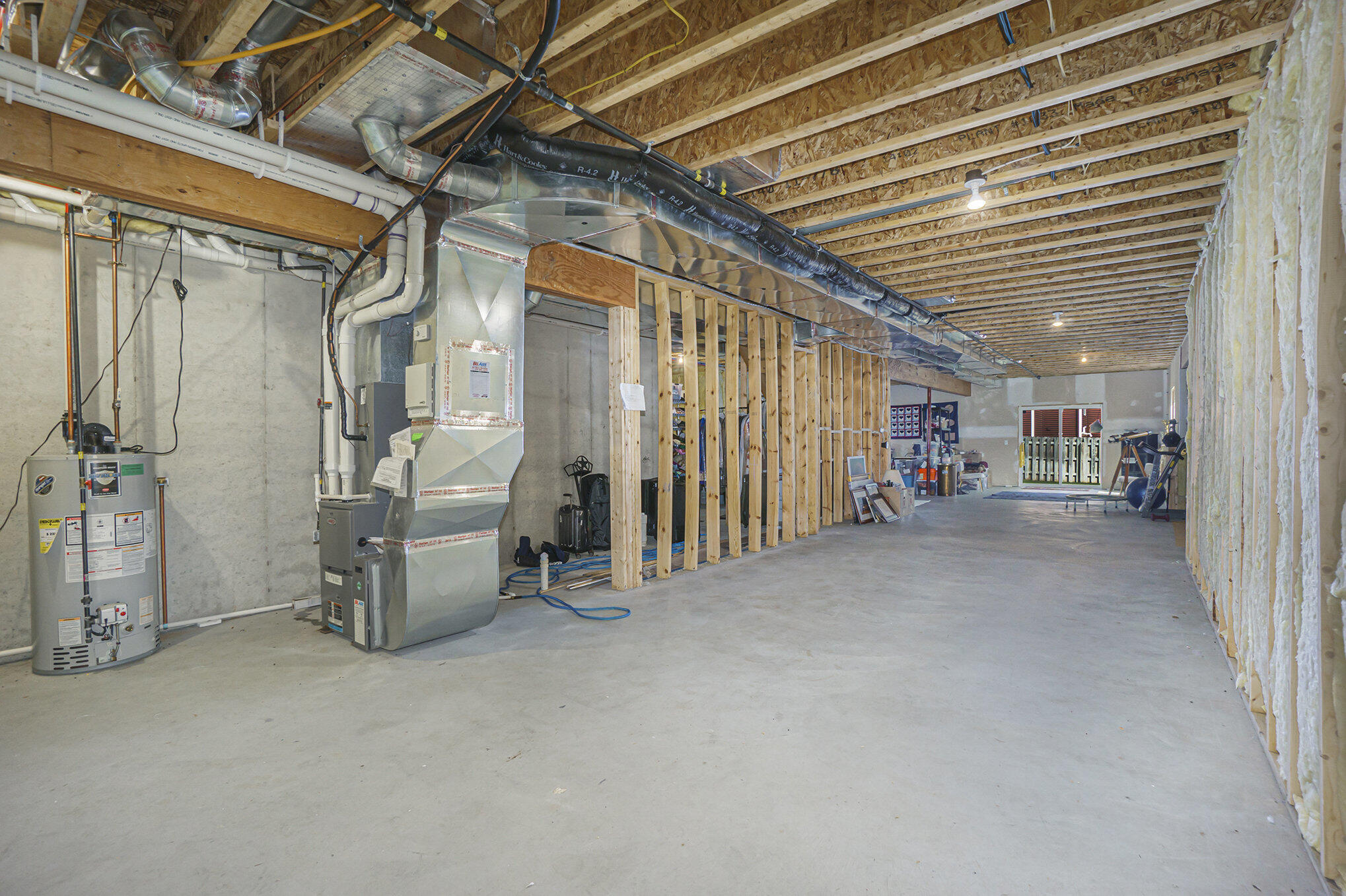 Kalamazoo, Michigan 49009, United States, 5 Bedrooms Bedrooms, ,4 BathroomsBathrooms,Residential,Pending,111228