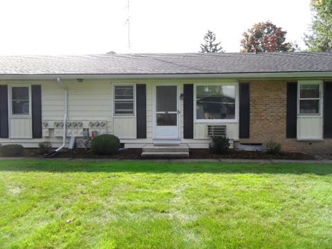 Photo of 649 Blue Ash Drive SE #117, Grand Rapids, MI 49548 (MLS # 26016900)