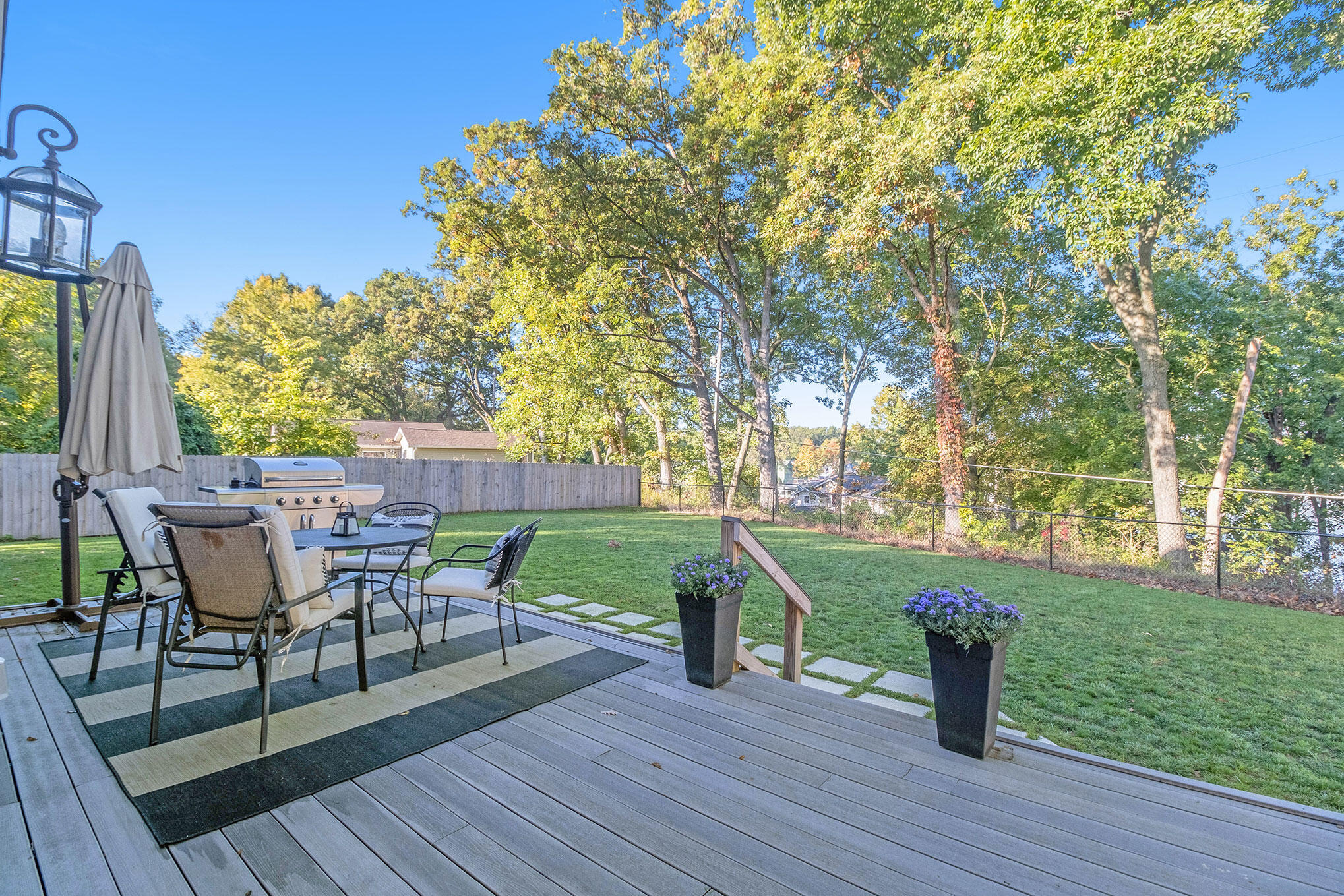 Augusta, Michigan 49012, United States, 3 Bedrooms Bedrooms, ,2 BathroomsBathrooms,Residential,Active,237878