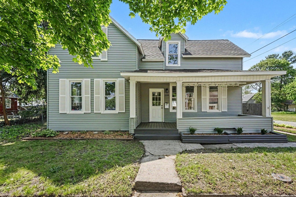 Photo of 2269 Denmark Street, Muskegon, MI 49441 (MLS # 26046912)