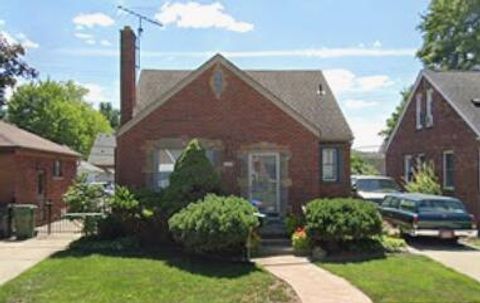 Photo of 15239 Garfield Avenue, Allen Park, MI 48101 (MLS # 26022275)